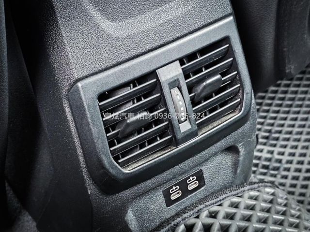 BMW/ 寶馬 118i 運動版  第14張相片