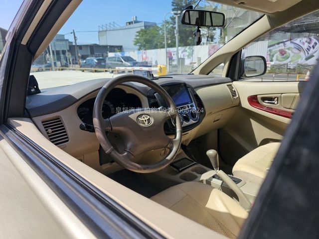 Toyota Innova  第8張相片