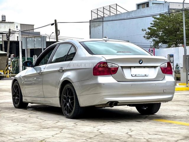BMW/ 寶馬 323i  第8張相片