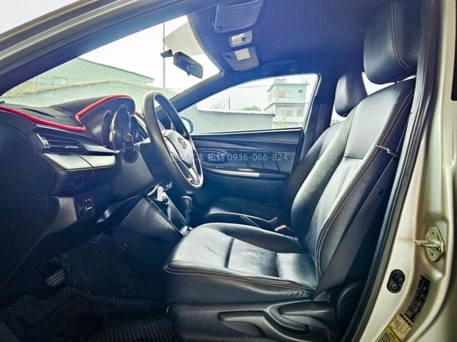 Toyota Yaris  第8張相片