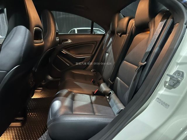 Mercedes-Benz/賓士 CLK-CLASS  第9張相片