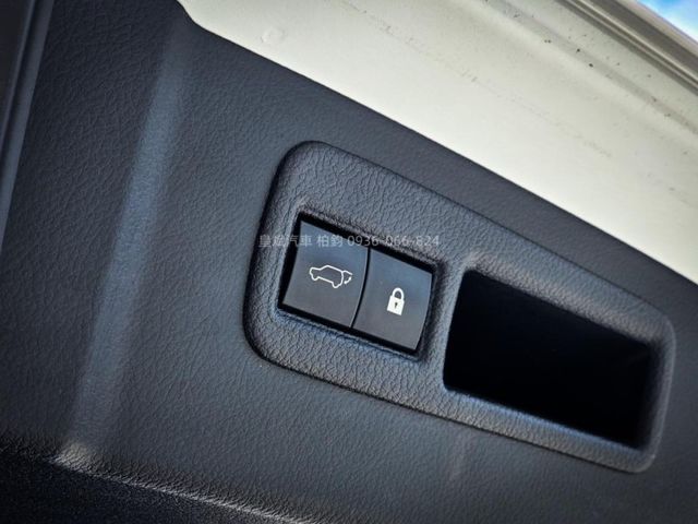 Lexus NX  第3張相片