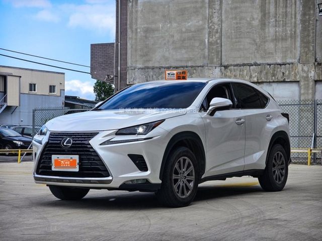 Lexus NX  第4張相片