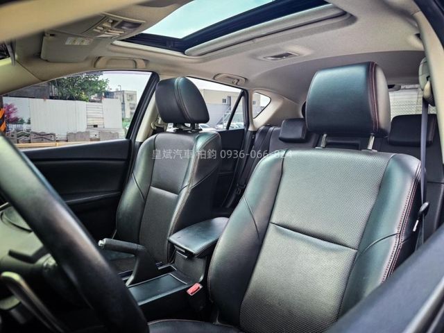 Mazda Mazda3  第9張相片