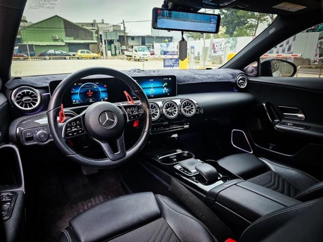 Mercedes-Benz/賓士 A-CLASS  第13張相片
