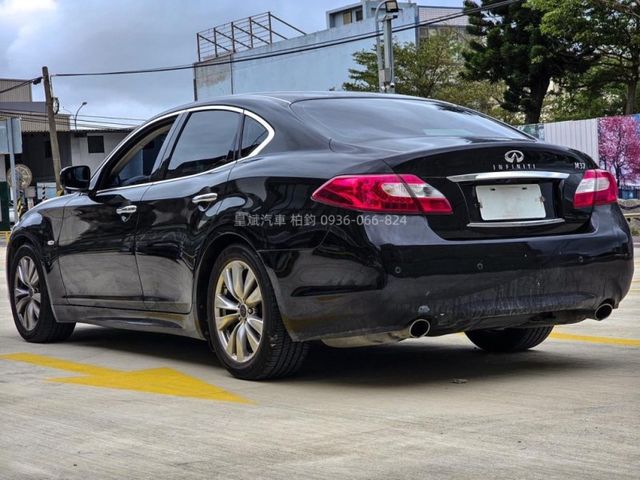 Infiniti M37  第6張相片