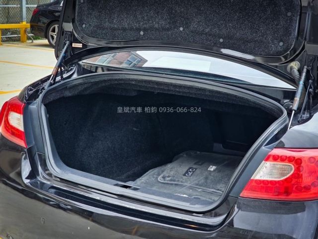 Infiniti M37  第13張相片