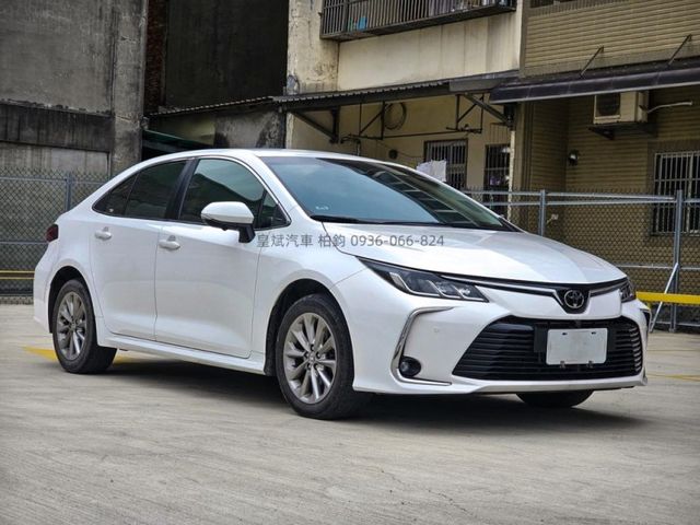 Toyota ALTIS  第2張相片