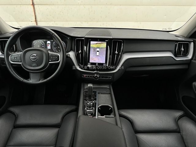 Volvo XC60  第5張相片