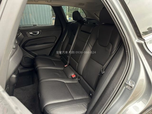 Volvo XC60  第6張相片