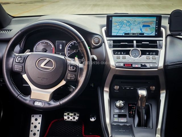 Lexus NX  第10張相片
