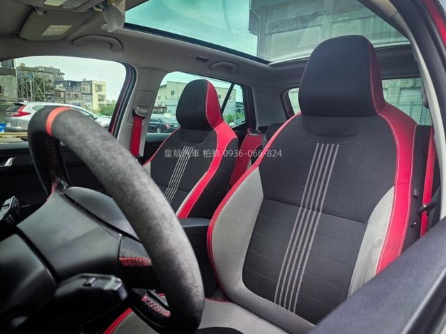 Skoda Fabia  第6張相片
