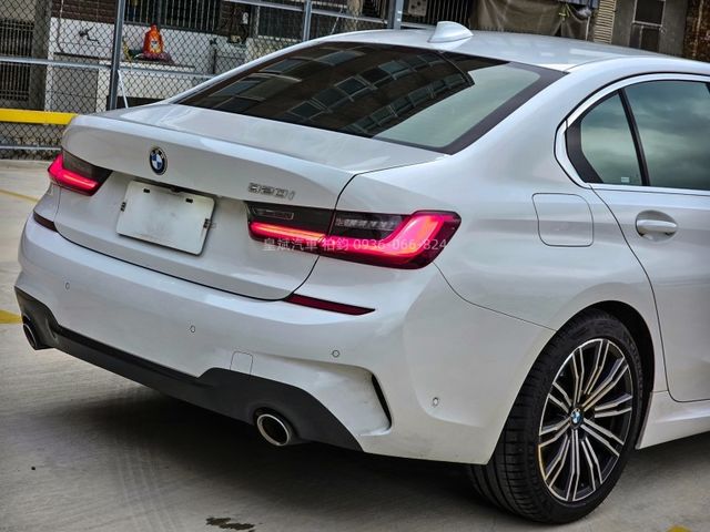 BMW/ 寶馬 320i M Sport  第6張相片