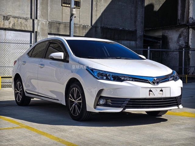 Toyota ALTIS  第2張相片