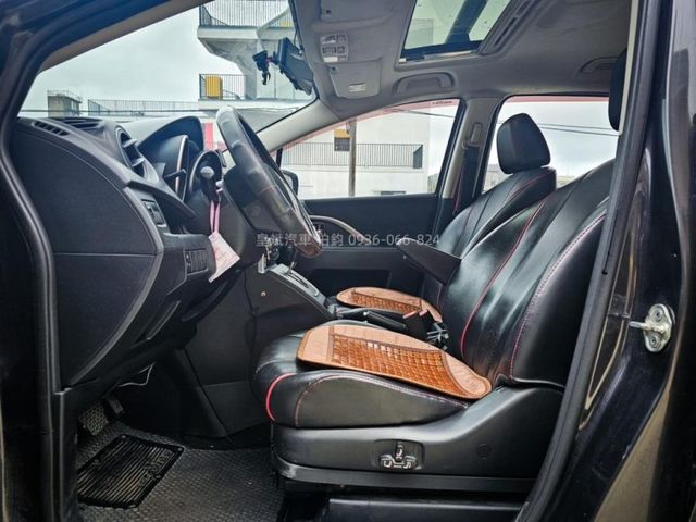 Mazda Mazda5  第6張相片