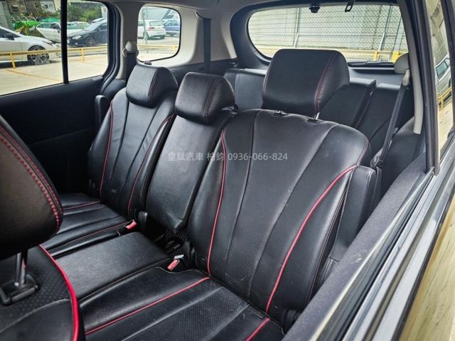 Mazda Mazda5  第7張相片