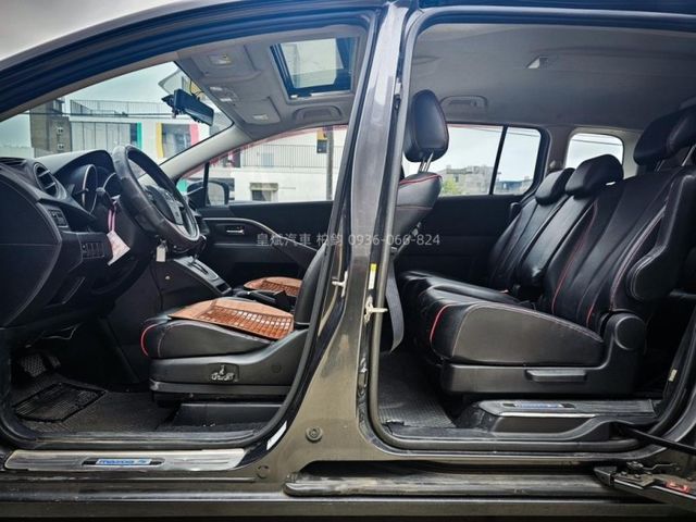 Mazda Mazda5  第9張相片
