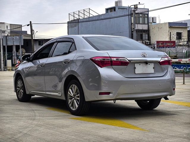 Toyota ALTIS  第3張相片