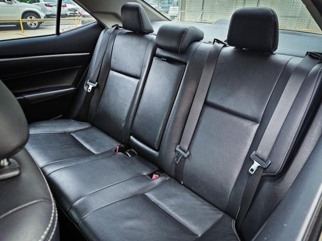 Toyota ALTIS  第6張相片