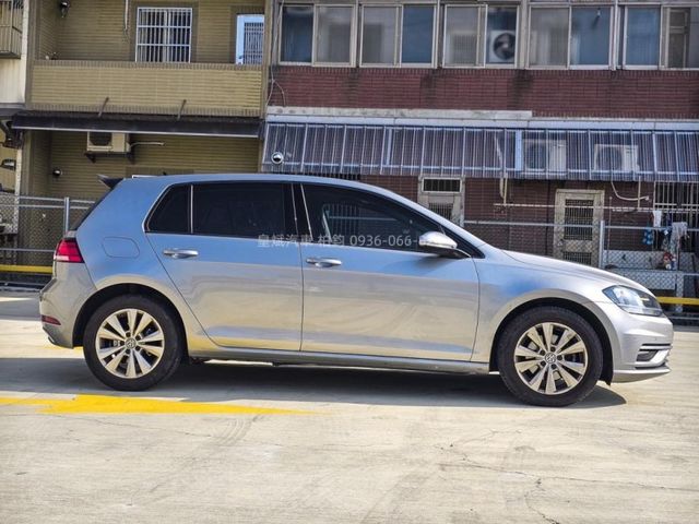 Volkswagen 福斯 Golf  第4張相片