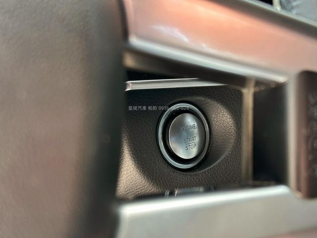 Mercedes-Benz/賓士 E-CLASS  第8張相片
