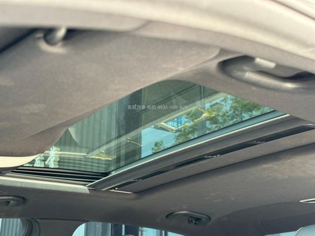 Mercedes-Benz/賓士 E-CLASS  第10張相片