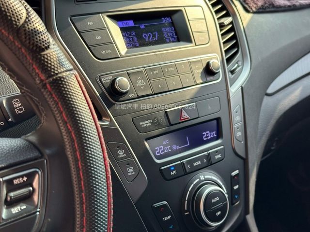 Hyundai Santa Fe  第8張相片
