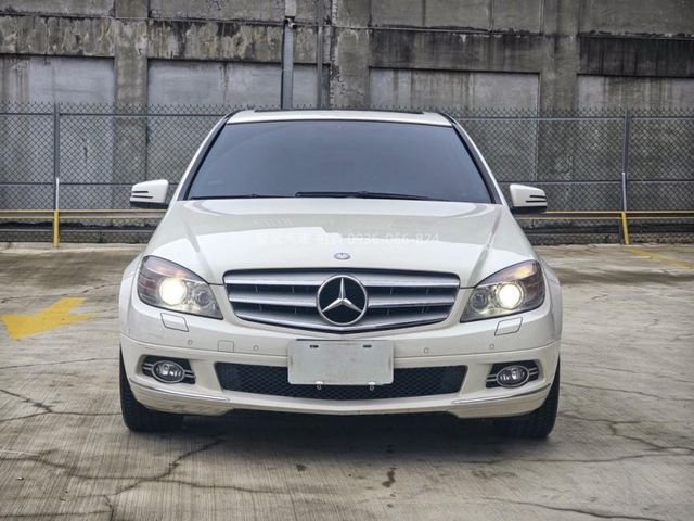 Mercedes-Benz/賓士 C-CLASS  第2張相片