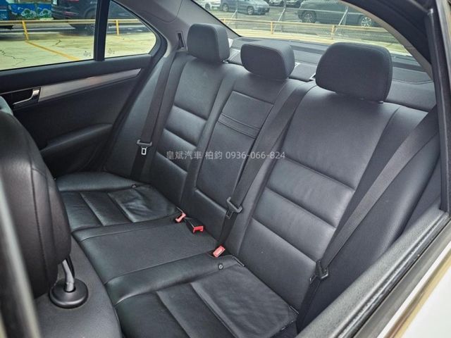 Mercedes-Benz/賓士 C-CLASS  第10張相片
