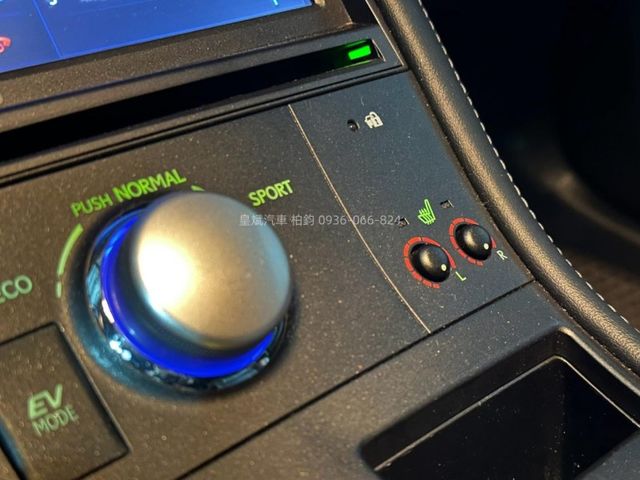 Lexus CT200H  第5張相片