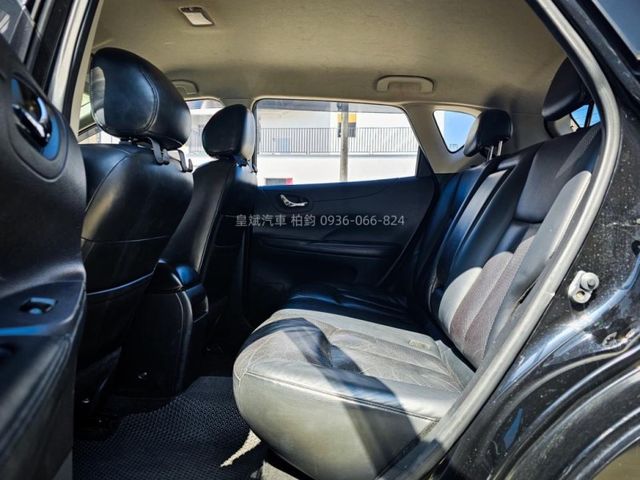 Nissan Teana  第7張相片