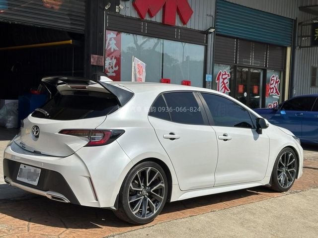 Toyota Auris  第3張相片