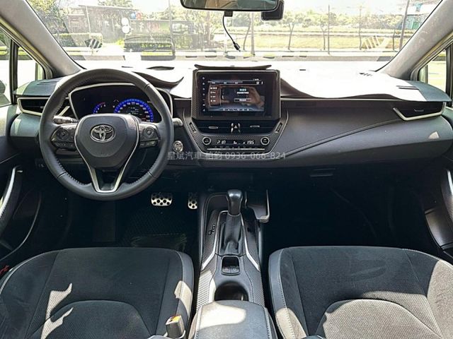 Toyota Auris  第6張相片