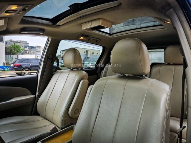 Toyota Previa  第6張相片