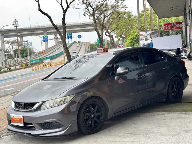 Honda Civic  第1張相片