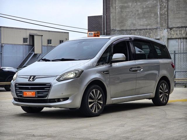 Luxgen M7  第1張相片