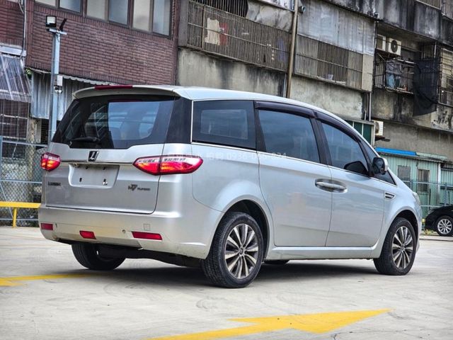 Luxgen M7  第5張相片