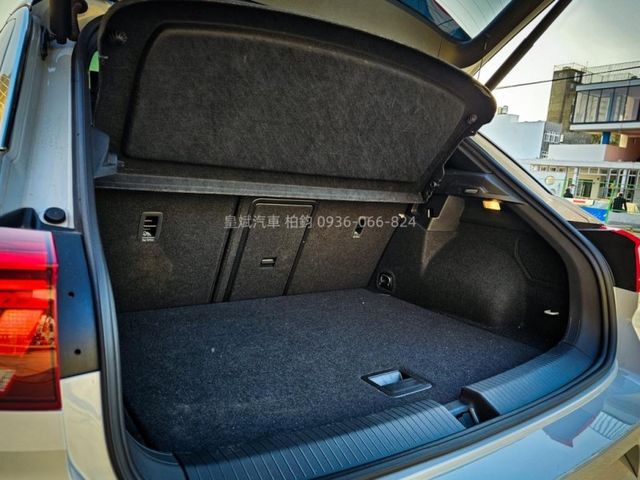 Volkswagen 福斯 T-Roc  第15張相片