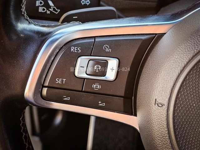Volkswagen 福斯 T-Roc  第16張相片