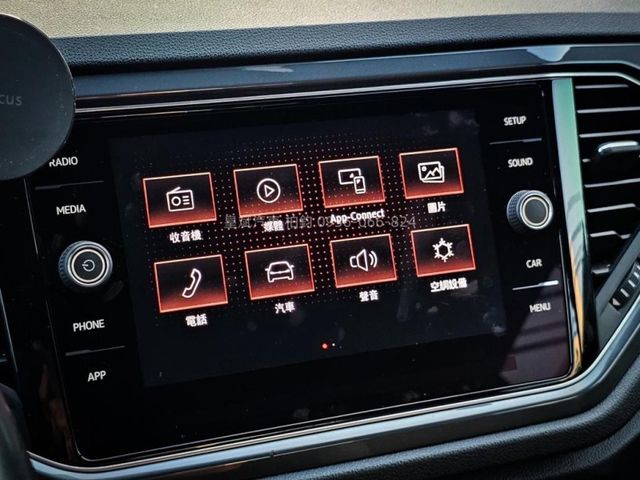 Volkswagen 福斯 T-Roc  第21張相片
