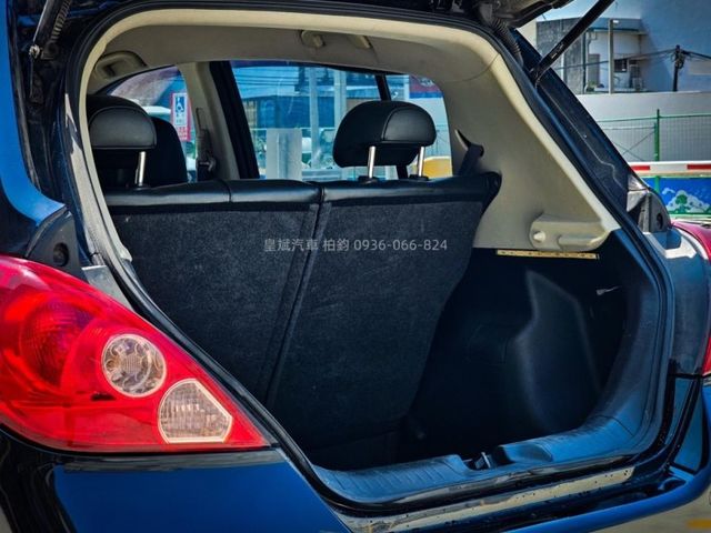 Nissan Tiida  第9張相片