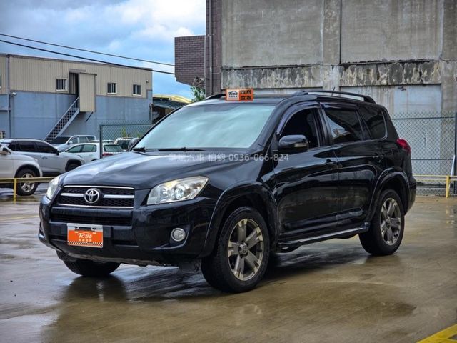 Toyota RAV4  第1張相片