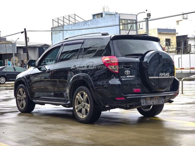 Toyota RAV4  第5張相片