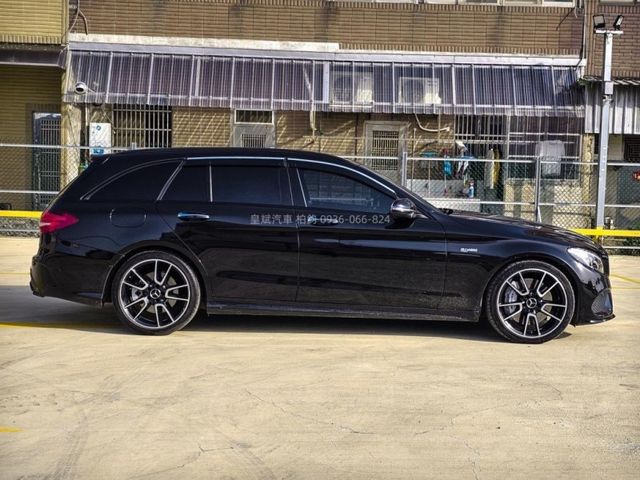 Mercedes-Benz/賓士 C43  第3張相片