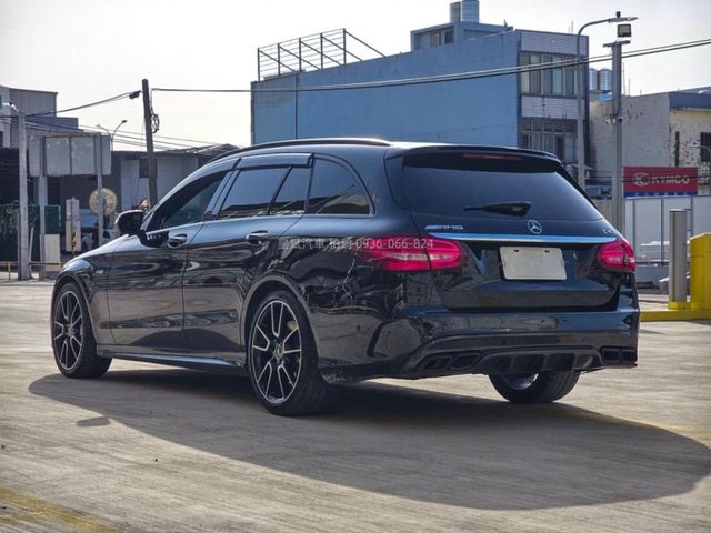 Mercedes-Benz/賓士 C43  第9張相片