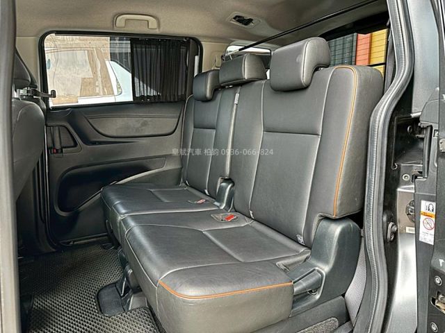 Toyota SIENTA  第7張相片