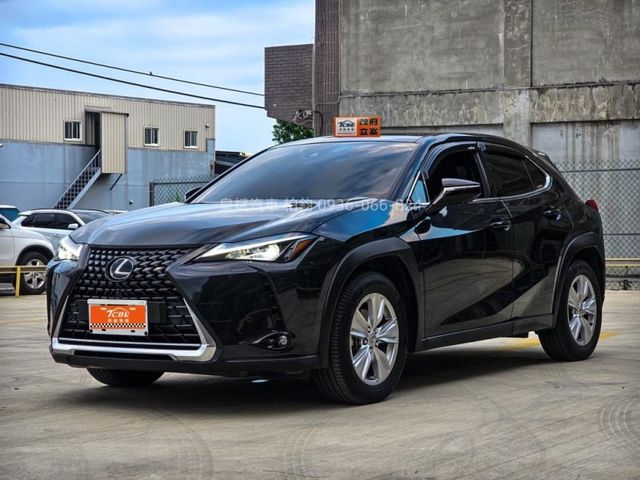 Lexus UX  第1張相片