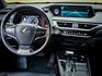 Lexus UX  第13張縮圖