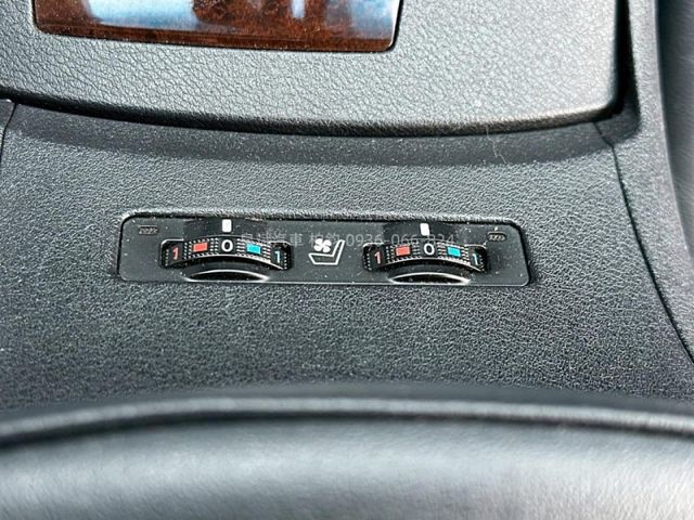 Lexus ES  第11張相片