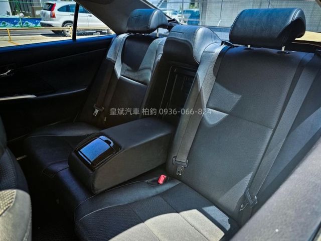 Toyota Camry  第7張相片